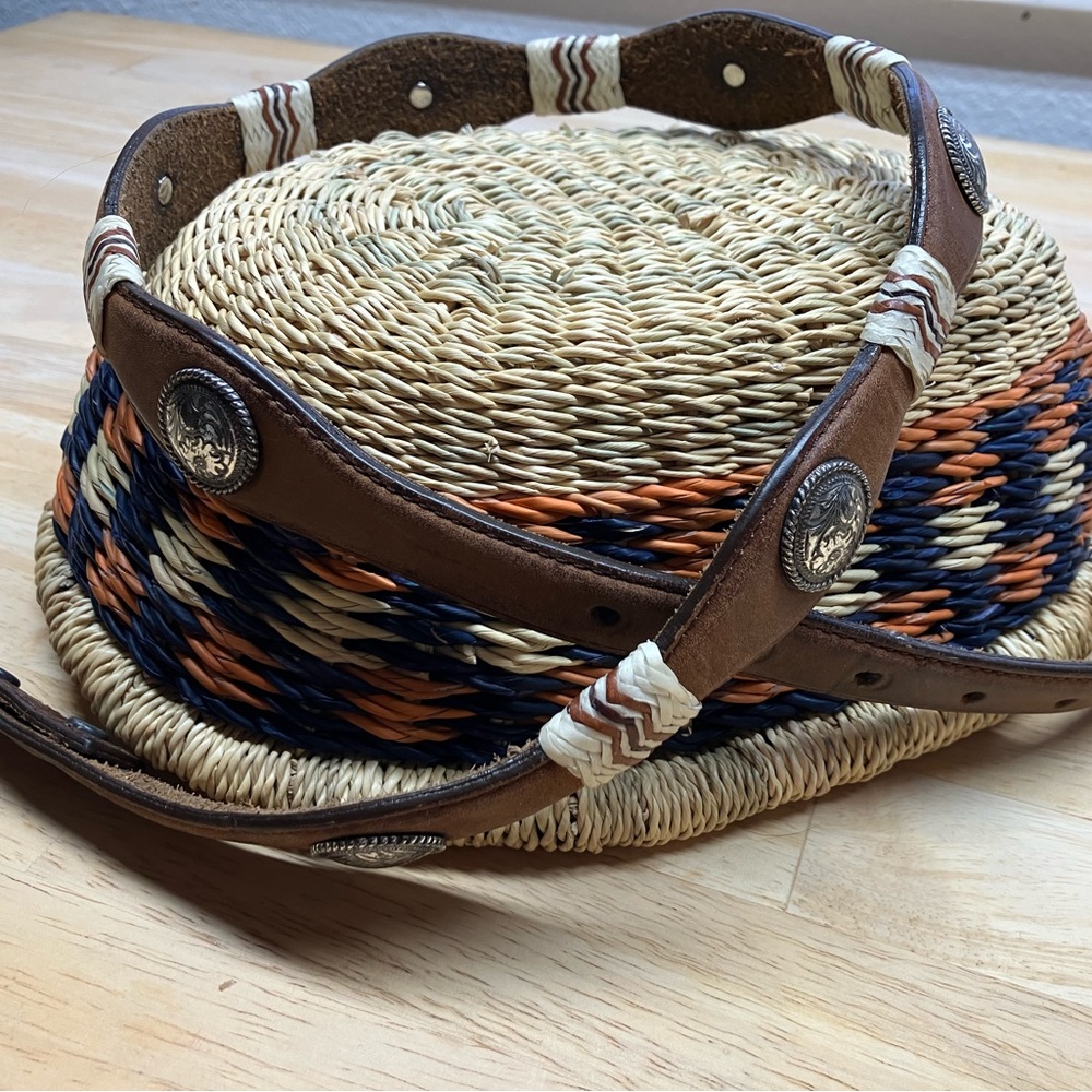Vintage 90’s Tony Lama Brown & Silver Leather Belt